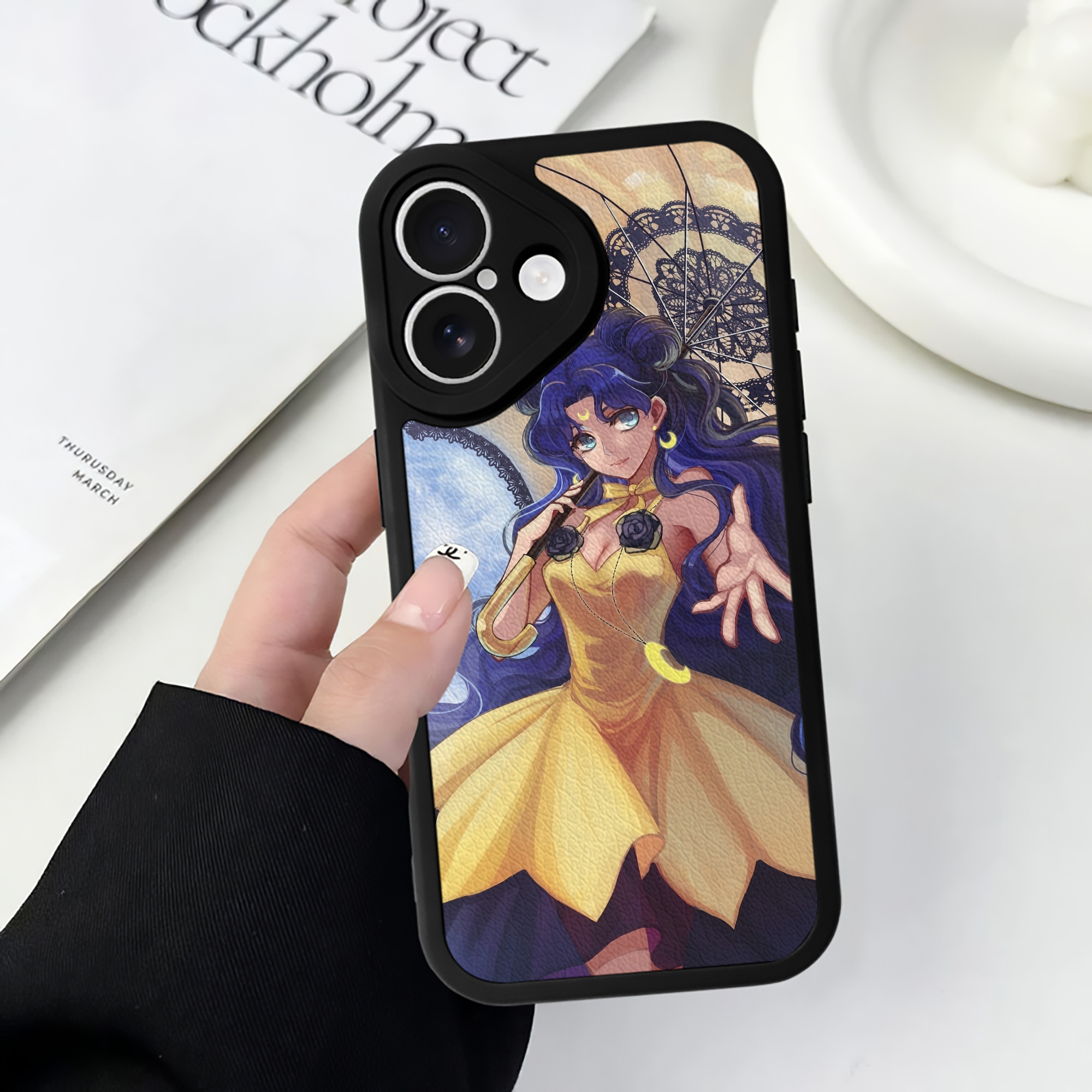 （画像用） 美少女戦士セーラームーン Sailor Moon 【iPhone 16シリーズ対応】シリコンスマホケース（レザー調） 材質：シリコン